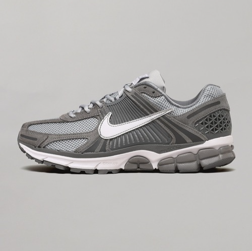 Nike Vomero 5