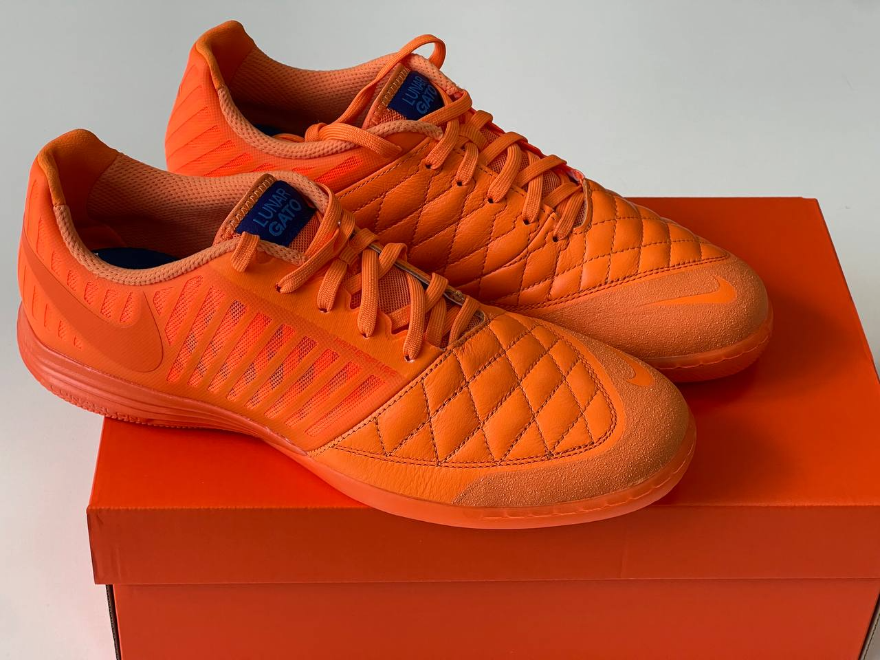 Lunar Gato II
