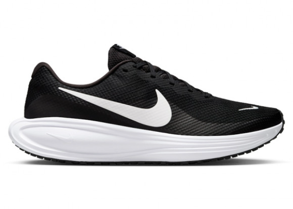 Nike Revolution 8