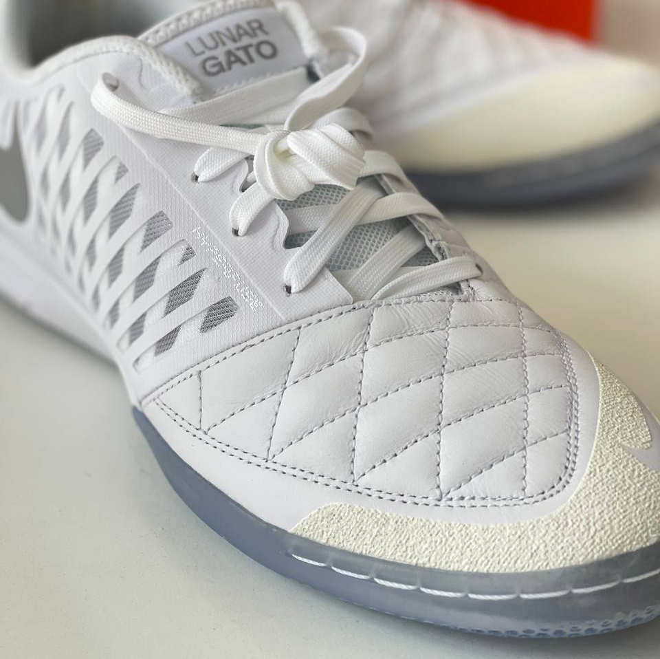 Lunar Gato II