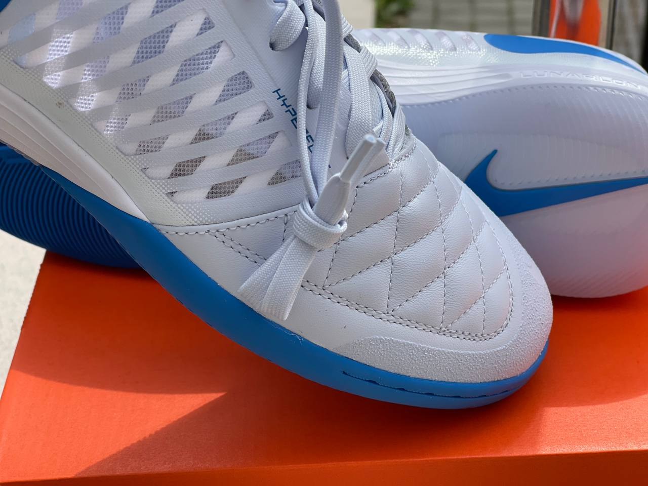 Lunar Gato II