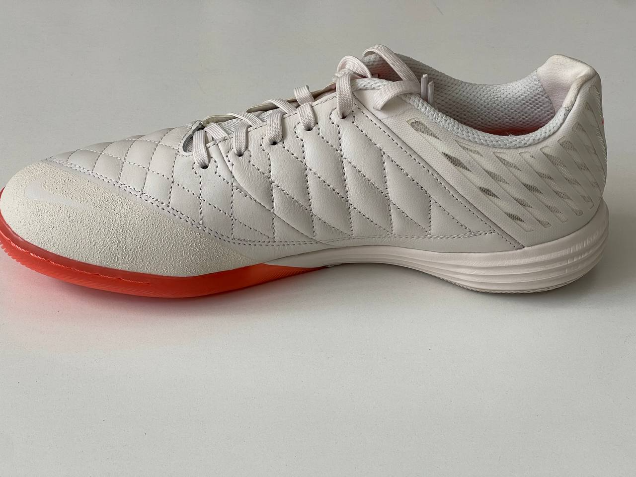Lunar Gato II