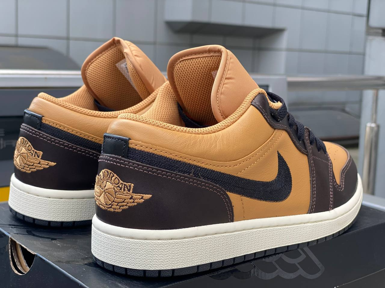 Air Jordan 1