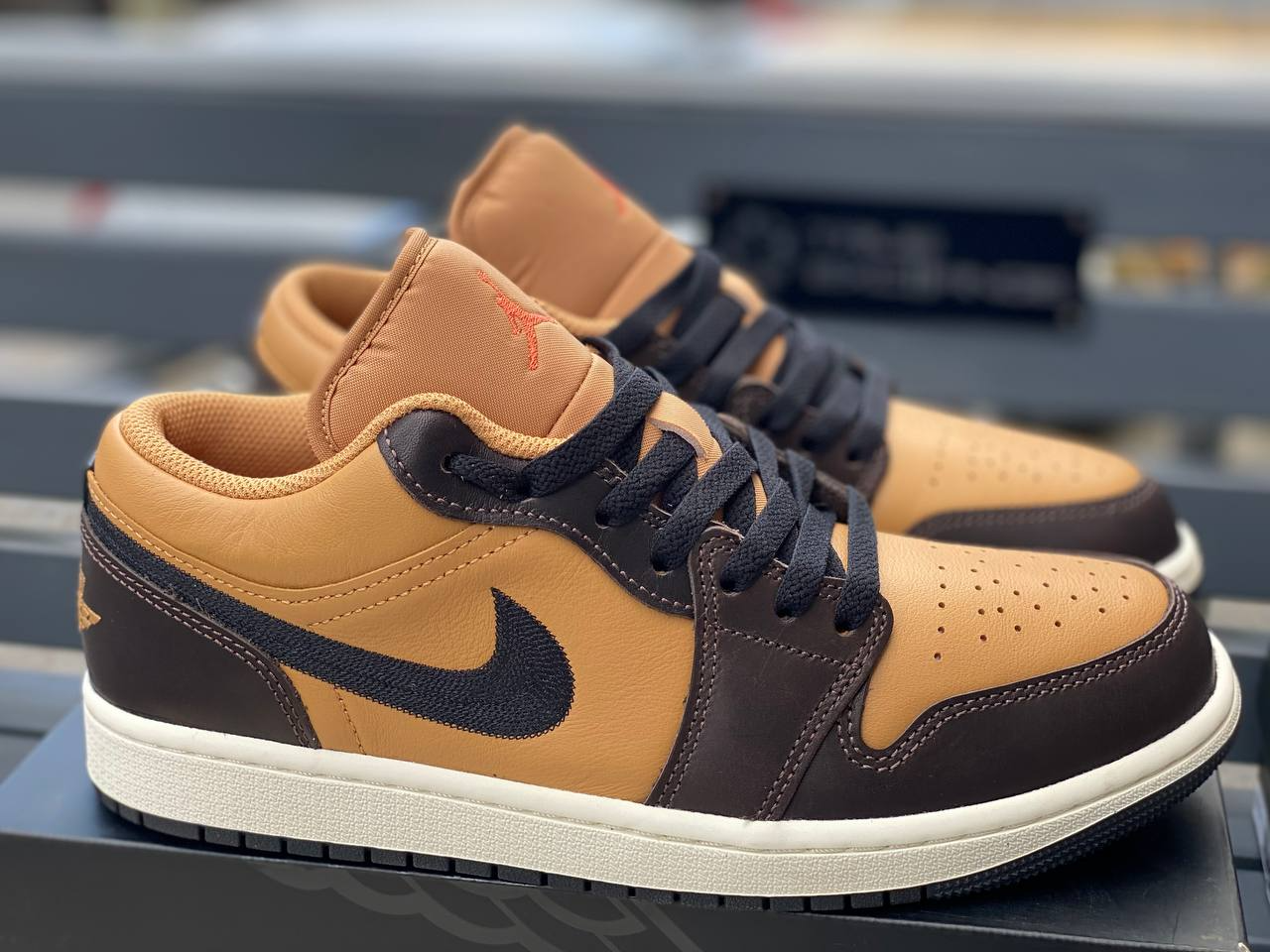 Air Jordan 1