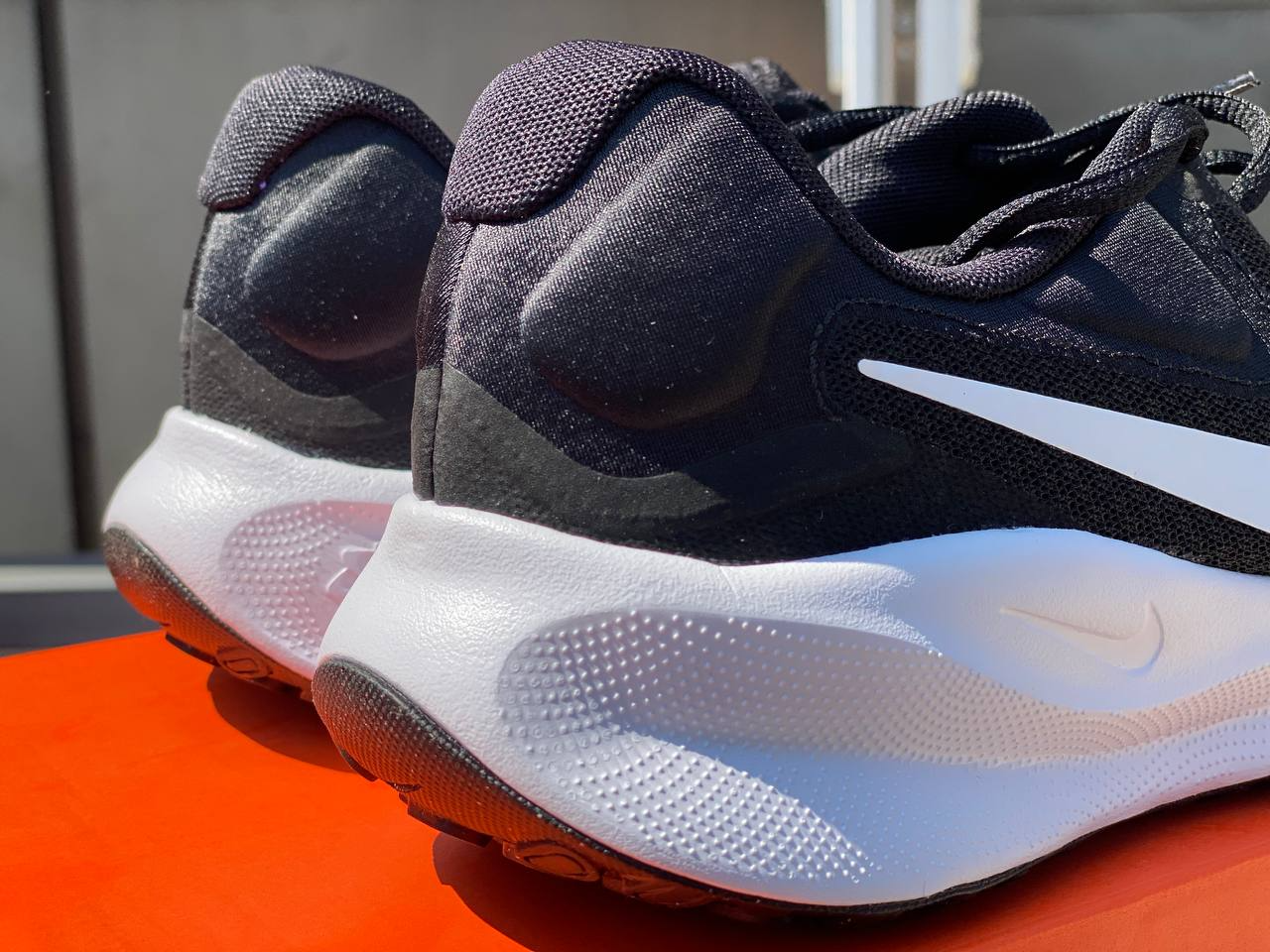 Nike Revolution 7