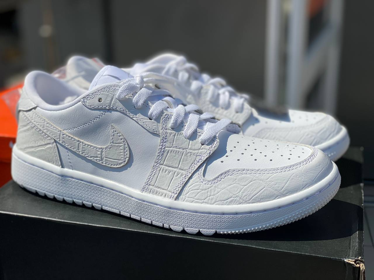 Air Jordan 1 Low G